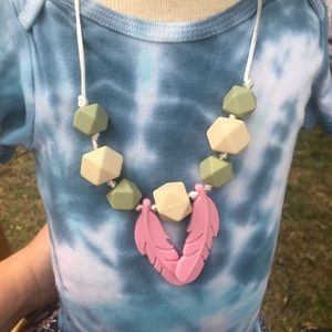Teething necklaces